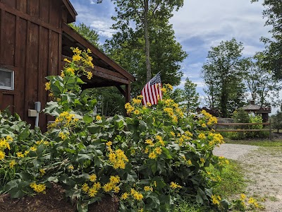 Heritage Farm Petting Zoo Center