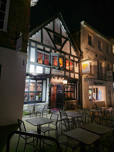 The Eclipse Inn - Visual