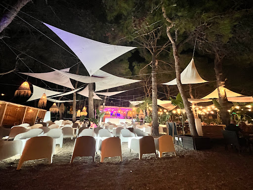 Rompeolas - Visual
