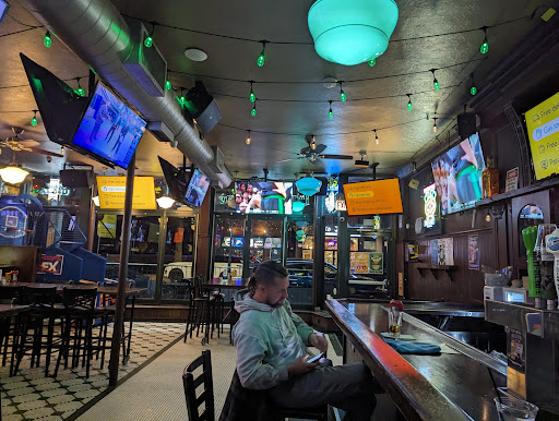 McGee's Tavern & Grille - Thumbnail