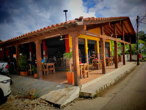 Restaurante Leña y Sazón