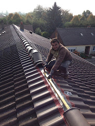 Photo n°5 de Couvreur 93 Fabulet - Dépannage toiture - Réparation toiture - Intervention rapide 24h/24 à Livry-Gargan (Couvreur)