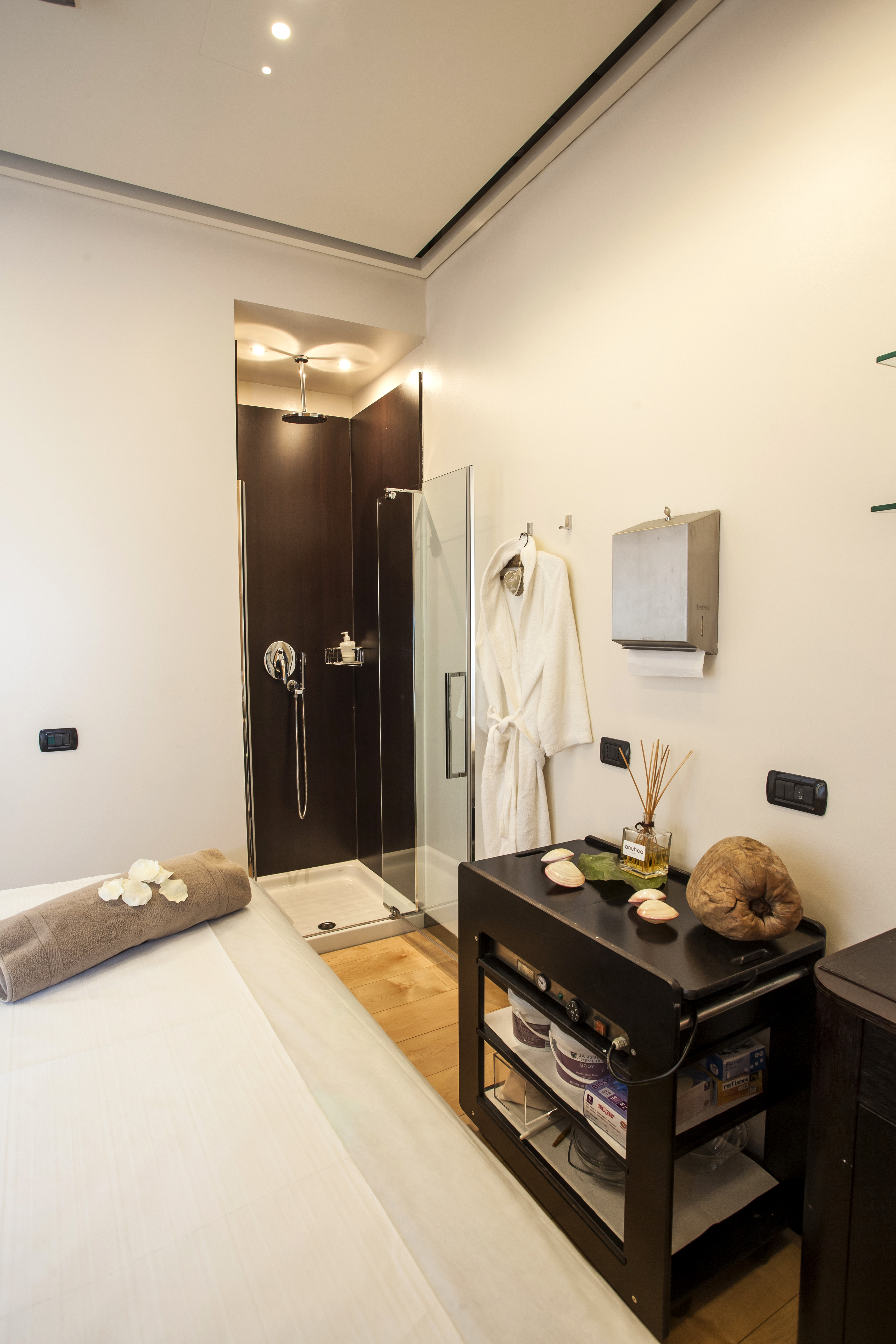 SUITE BENESSERE S.R.L. 4