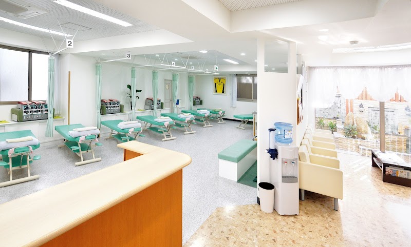 藤本整骨院 岩屋町本院