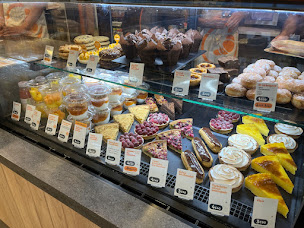 Photo n°24 de La Croissanterie à Villerbon (Boutique de boissons sans alcool)