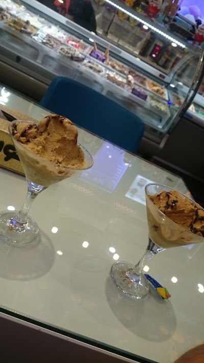 Photos of TOOT Juiceshop