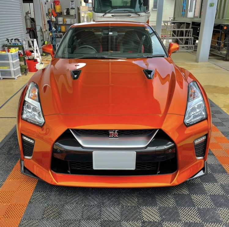 株式会社Maverick Hideout