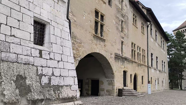 Schloss Neuenburg Öffnungszeiten