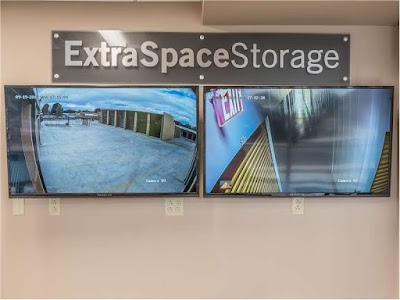 Extra Space Storage