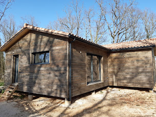 Photo n°22 de Ami Bois L'isle Jourdain à L'Isle-Jourdain ()