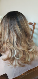 Photo n°6 de alexandra coiffure a domicile à Saint-Gervais-de-Vic (Salon de coiffure)