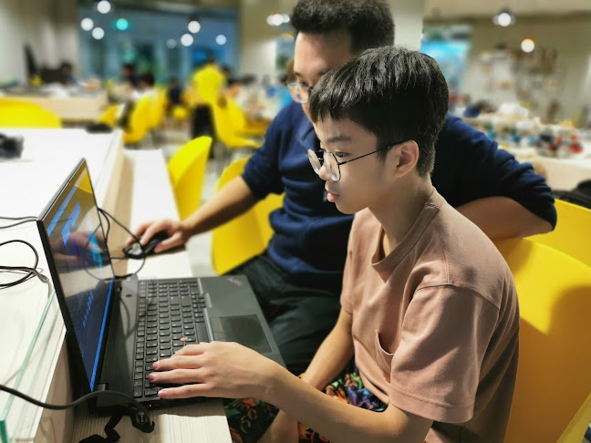 Opinii despre The Lab Singapore (Woods Square) în Singapore - Coworking space