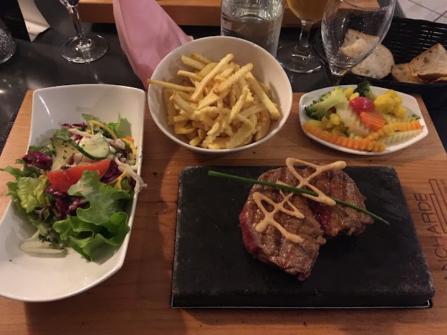 Hôtel-restaurant de la Couronne, Sami Derbassi