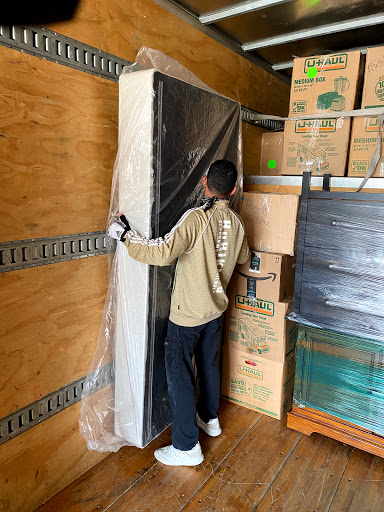 CH professional movers - Visual