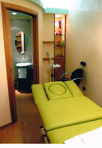 Marylù Nails&Beauty di Patella M.L. - centro estetico e abbronzatura, manicure - Thumbnail