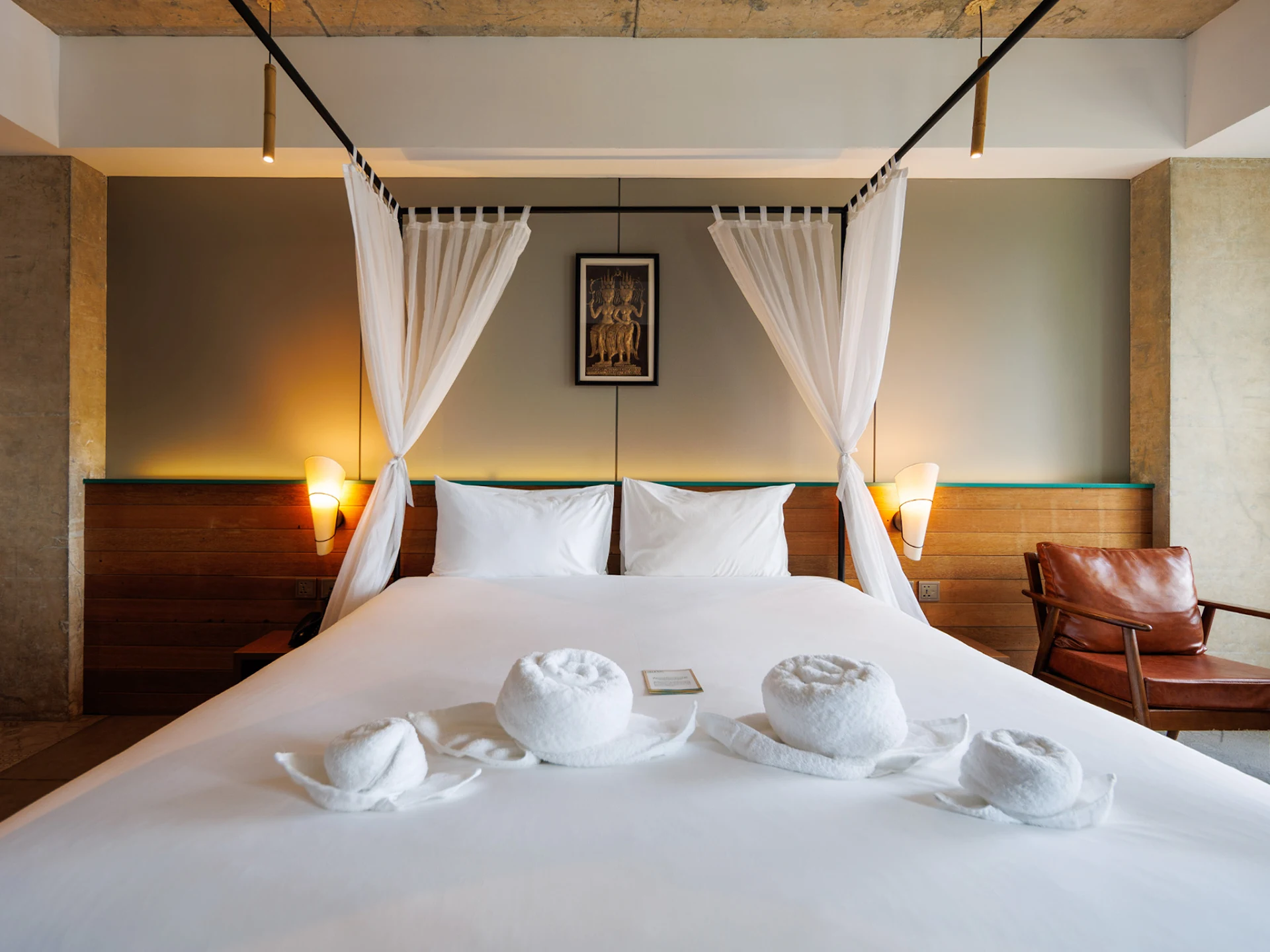 CHECK inn Phnom Penh Royal Palace