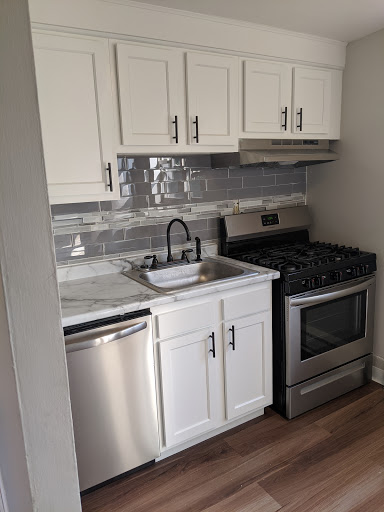Cloverleaf Village Apartments - Thumbnail