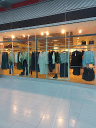 Photo n°1 de C&A à Tourcoing (Magasin de vêtements pour femmes)