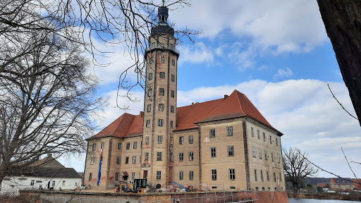 Reinharz Castle GbR