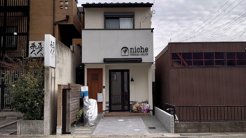 niche cordial salon