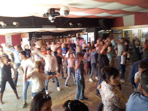 Al baile Cordoba Gallery - Spain