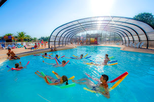 Photo n°55 de Camping Capfun - Huttes à Saint-Denis-d'Oléron (Piscine)