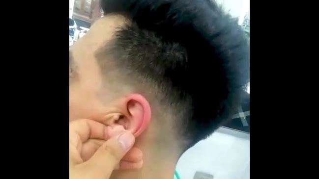 HOMBRES PELUQUERÍA - Quito