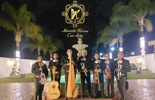 Mariachi Rivera con Arpa de Celaya