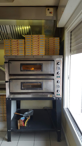 Photo 3 - LA FAMIGLIA Pizza à emporter