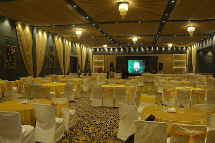 Af1qiponftjnvqyhf8uzmwymbwk89zeay79wdhr1vb5f=s435 K No