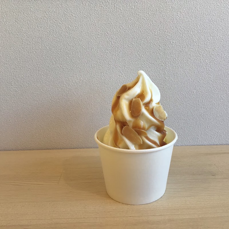 小林牧場 おかしなソフトクリーム工房