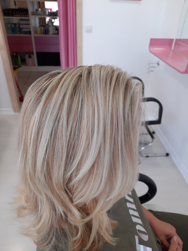Anne's Friseurgalerie - Thumbnail