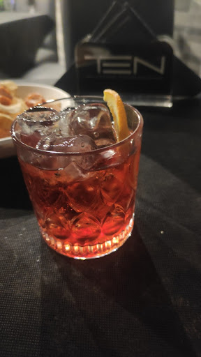 TEN Lounge Experience
