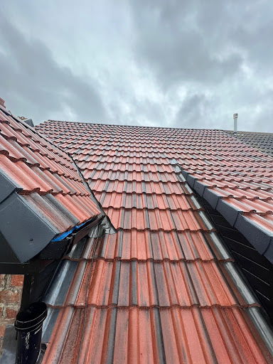 JW Roofing Services Gallery - United Kingdom