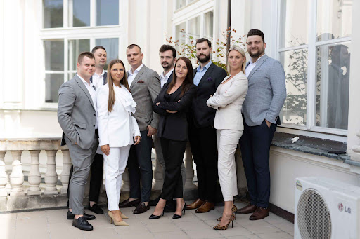 I Deal Biuro Nieruchomości