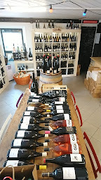 Photo n°12 de Le nez en l'air à Samoëns (Caviste)