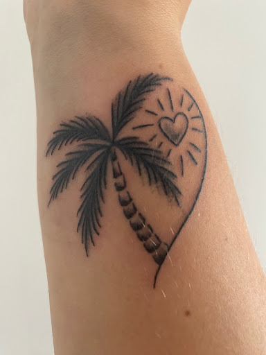 SALON DE TATOUAGE COEUR D'ENCRE - Thumbnail