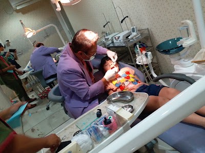 Photos of Darmawan Dental Cafe