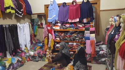 Photos of Hofi Collection