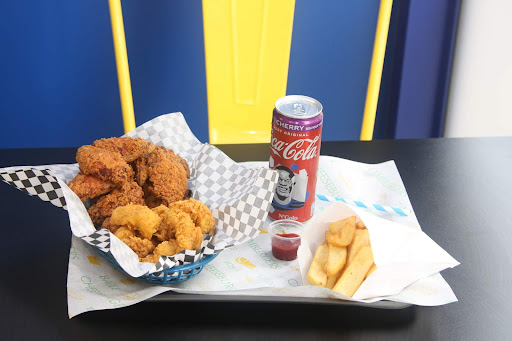 Photo 3 - Chicke' N Chips