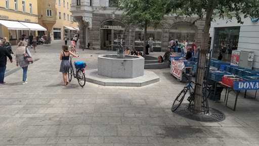Viereimerbrunnen - Thumbnail