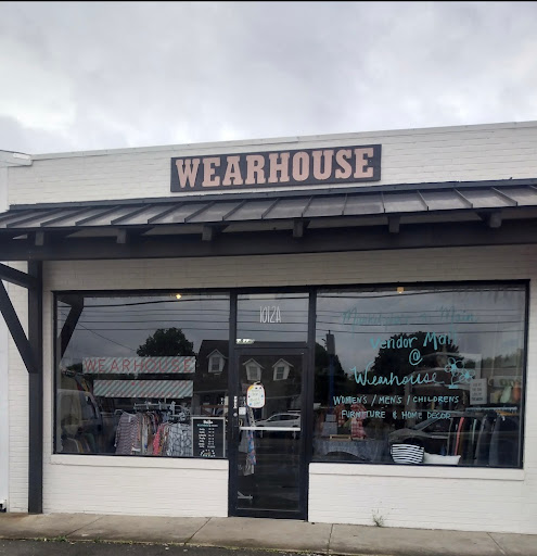 WearHouse Logo