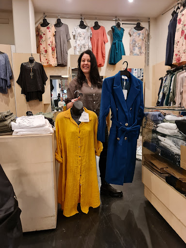 Lara's Women Clothing Store - Thumbnail