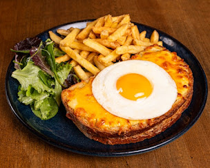 Photo n°58 de Au Bureau - Pub et Brasserie à Cormeilles-en-Parisis (Bar sportif)