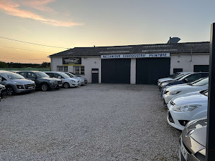 Photo n°1 de AUTOMOBILES 21 à Genlis (Garage automobile)