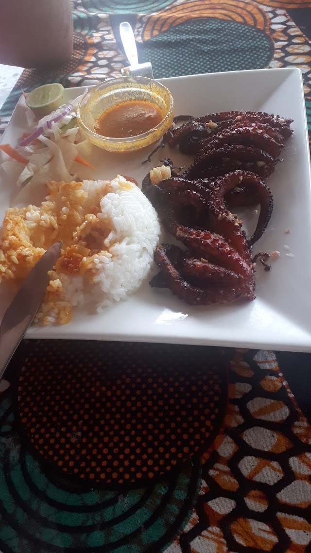 Bahari Pizza Restaurant Bungalows