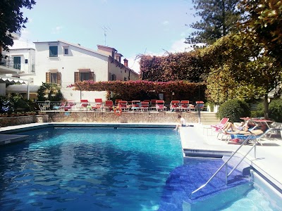 Photos of MAJESTIC PALACE HOTEL