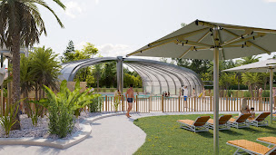 Photo n°20 de Camping Homair - Château la Forêt à Saint-Julien-des-Landes (Piscine)