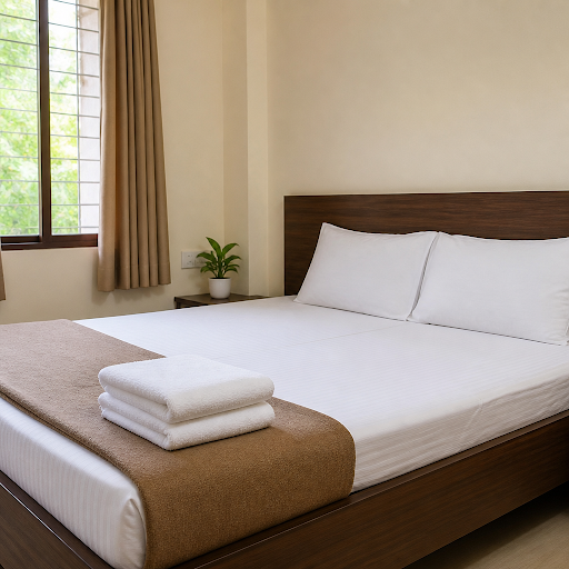 At Shree Shyam Guest House in Kankhal, Haridwar, we know that a peaceful stay starts with spotles… post image