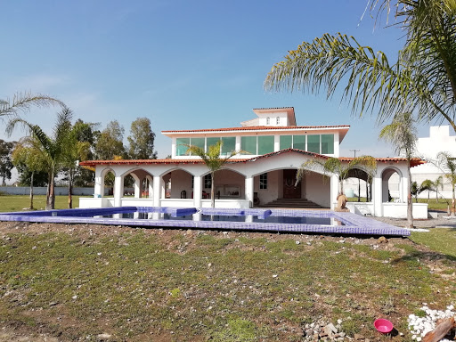 FINCA LA PUERTA NEGRA